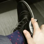 догляд за взуттям,догляд за шкіряним взуттям,догляд за текстильним взуттям,догляд за лакованим взуттям